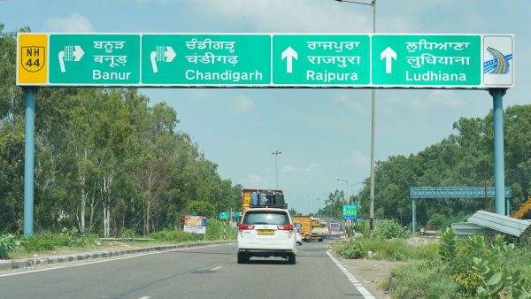 Delhi to Chandigarh Distance By Road