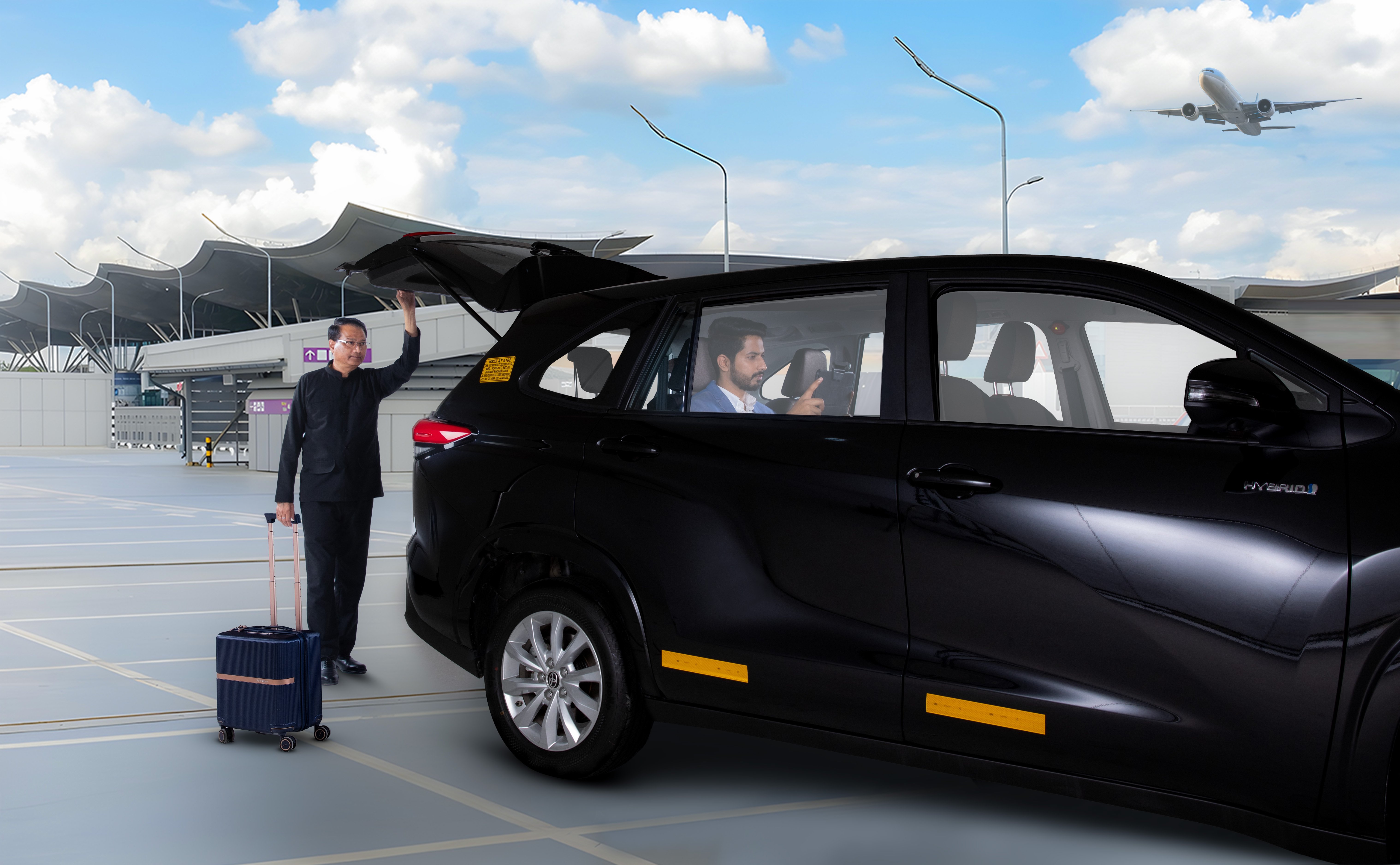 Essential Tips for Smooth and Hassle-Free Luxury Airport Transfers
